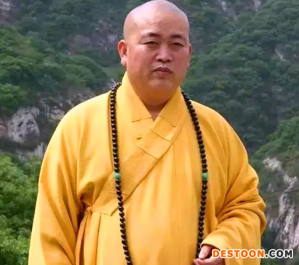 11-少林寺方丈釋永信佩戴猴頭核桃光珠項串