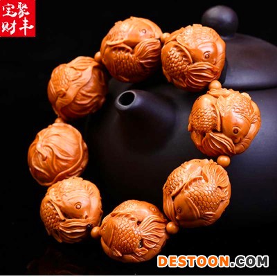 23-猴頭核桃核雕-富貴金魚